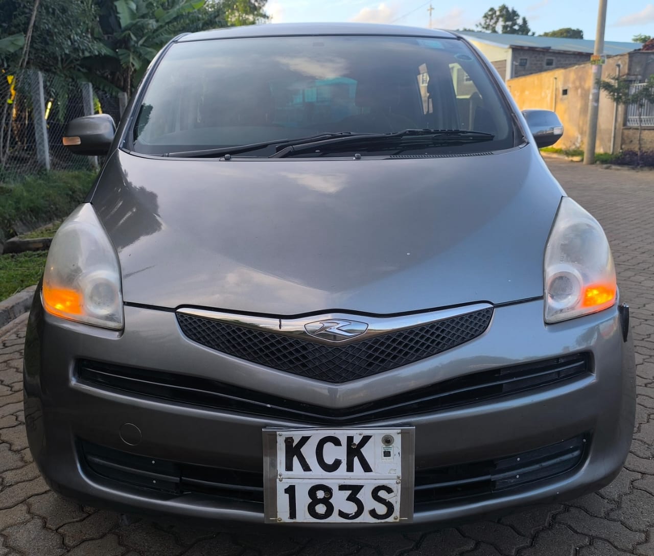 Toyota Ractis